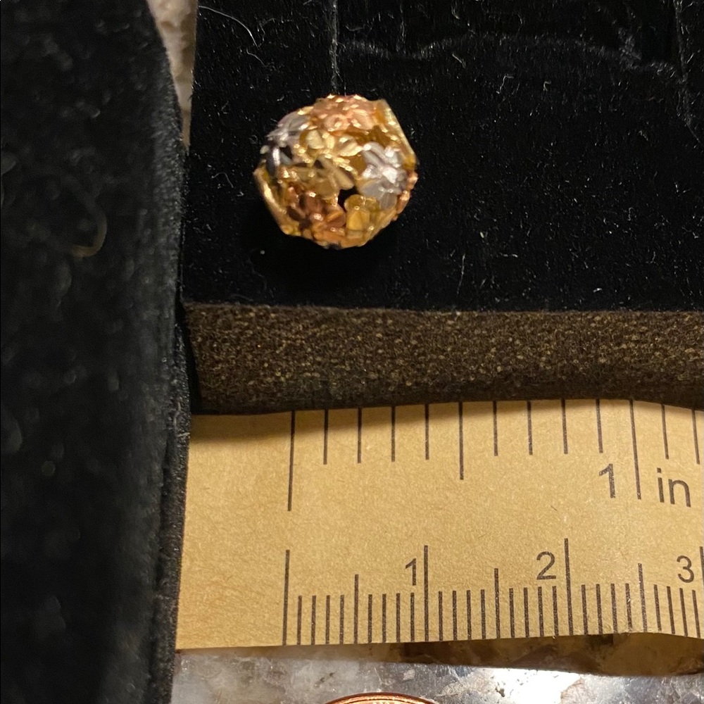 TREAT YOURSELF! Black Hills Gold Pendant